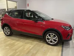Rojo Usado 2023 Seat Arona FR SUV | 19.450 € (Precio justo)