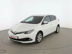 Blanco Usado 2018 Toyota Auris Active Berlina | 14.699 € (Precio justo)