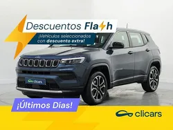 Azul Usado 2024 Jeep Compass Altitude SUV | 27.190 € (Precio justo)