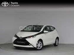 Blanco Usado 2017 Toyota Aygo X-play Utilitario | 11.690 € (Precio justo)