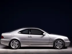 Plateado Usado 1999 Mercedes CLK55 AMG AMG Coupe | 19.900 €