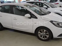 Gris / plata Usado 2016 Opel Corsa Selective Berlina | 8990 € (Precio justo)