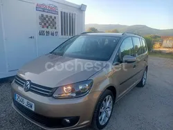 Beige Usado 2014 VW Touran Advance Monovolumen | 12.700 € (Un poco caro)