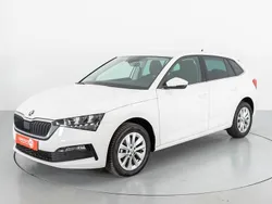 Blanco Usado 2023 Skoda Scala Ambition Utilitario | 17.900 € (Precio justo)