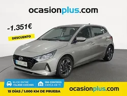 Gris Usado 2021 Hyundai i20 Berlina | 13.300 € (Precio justo)