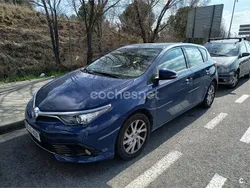 Azul Usado 2017 Toyota Auris Hybrid Active Berlina | 17.000 € (Precio justo)