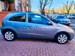 Gris / plata Usado 2006 Opel Corsa Enjoy Berlina | 2800 € (Precio justo)