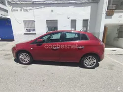 Rojo Usado 2009 Fiat Bravo Dynamic Utilitario | 4100 € (Precio justo)