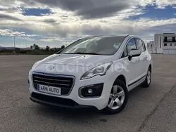 Blanco Usado 2015 Peugeot 3008 Allure Berlina | 7999 € (Buen precio)
