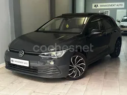 Gris / plata Usado 2021 VW Golf VIII Life Berlina | 25.490 € (Precio justo)