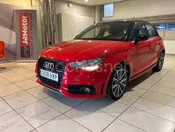 Rojo Usado 2014 Audi A1 Sportback Attraction Utilitario | 11.990 € (Precio justo)