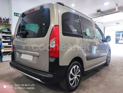 Beige Usado 2012 Peugeot Partner Tepee Outdoor Monovolumen | 7950 € (Precio justo)