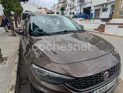 Marrón Usado 2016 Fiat Tipo Lounge Berlina | 6800 € (Precio justo)