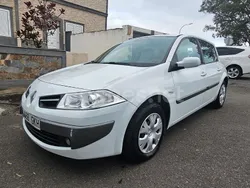Blanco Usado 2010 Renault Mégane III Authentique Berlina | 6500 € (Un poco caro)