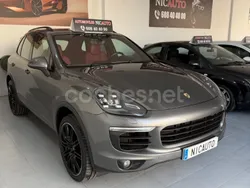 Gris / plata Usado 2016 Porsche Cayenne Platinum Edition SUV | 35.000 € (Caro)