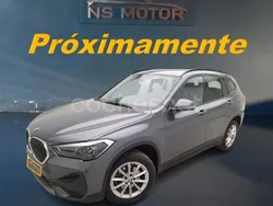 Gris / plata Usado 2021 BMW X1 Advantage SUV | 23.900 € (Precio justo)