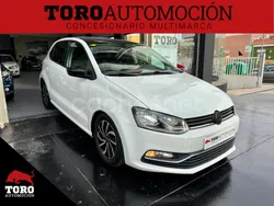 Blanco Usado 2015 VW Polo Advance Berlina | 6990 € (Precio justo)