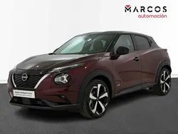 Burgundy + midnight black Usado 2023 Nissan Juke Tekna SUV | 25.900 € (Precio justo)