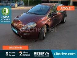Rojo Usado 2011 Fiat Punto Active Utilitario | 4490 € (Buen precio)