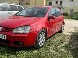 Rojo Usado 2004 VW Golf IV Highline Berlina | 3450 € (Precio justo)