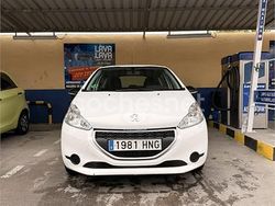 Blanco Usado 2012 Peugeot 208 Active Utilitario | 5500 € (Precio justo)
