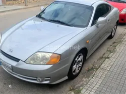Gris / plata Usado 2003 Hyundai Coupé Coupe | 3000 € (Precio justo)