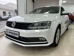 Blanco Usado 2016 VW Jetta Advance Utilitario | 11.900 € (Un poco caro)