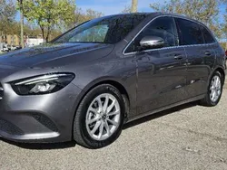 Gris Usado 2020 Mercedes B180 Monovolumen | 18.500 € (Buen precio)