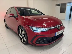 Rojo Usado 2023 VW Golf VIII GTI Berlina | 29.990 € (Super precio)