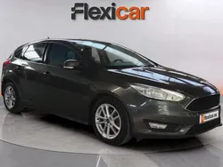 Gris Usado 2017 Ford Focus Trend+ Berlina | 9290 € (Buen precio)