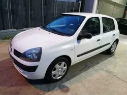 Blanco Usado 2004 Renault Clio II Dynamique Berlina | 2290 € (Super precio)