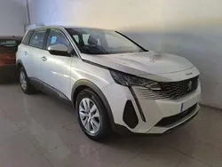 Blanco Usado 2021 Peugeot 5008 Active Monovolumen | 19.560 € (Precio justo)