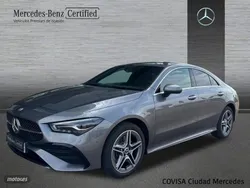 Gris / plateado Nuevo 2025 Mercedes CLA250 AMG line Berlina | 48.900 €