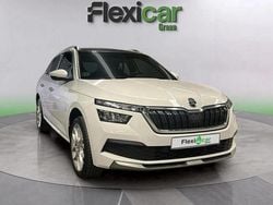 Blanco Usado 2022 Skoda Kamiq Sport SUV | 18.190 € (Buen precio)