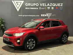 Rojo Usado 2019 Kia Stonic SUV | 15.990 € (Precio justo)