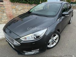 Gris / plata Usado 2016 Ford Focus Trend Berlina | 9900 € (Precio justo)