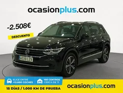 Negro Usado 2022 VW Tiguan Life SUV | 27.390 € (Precio justo)