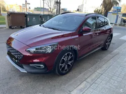 Granate Usado 2020 Ford Focus Active Berlina | 16.000 € (Precio justo)