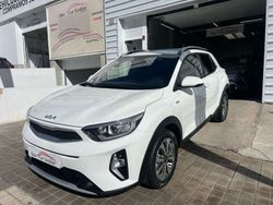 Blanco Usado 2022 Kia Stonic Plus SUV | 15.995 € (Precio justo)