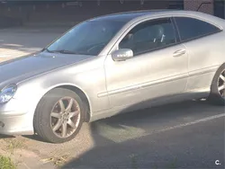 Gris / plata Usado 2001 Mercedes C220 Berlina | 2600 € (Precio justo)