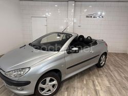 Gris / plata Usado 2002 Peugeot 206 Descapotable | 4950 € (Caro)