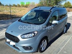Gris / plata Usado 2019 Ford Tourneo Courier Titanium Monovolumen | 14.500 € (Un poco caro)