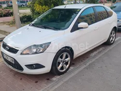 Blanco Usado 2009 Ford Focus Trend Berlina | 3900 € (Precio justo)