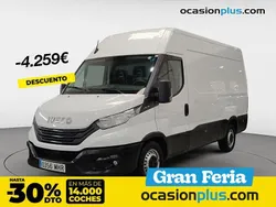 Blanco Usado 2023 Iveco Daily Berlina | 28.150 € (Precio justo)