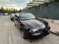 Negro Usado 2003 Seat Ibiza Stella Berlina | 2400 € (Precio justo)