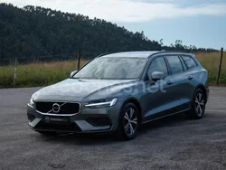 Azul Usado 2020 Volvo V60 Momentum Familiar | 21.990 € (Precio justo)