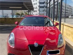 Rojo Usado 2016 Alfa Romeo Giulietta Utilitario | 12.299 € (Precio justo)