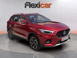 Rojo Nuevo 2024 MG ZS Luxury Berlina | 19.490 € (Buen precio)