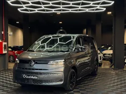 Gris / plata Usado 2023 VW Multivan Style Monovolumen | 39.990 € (Super precio)