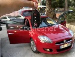 Rojo Usado 2014 Fiat Bravo Easy Utilitario | 4800 € (Precio justo)
